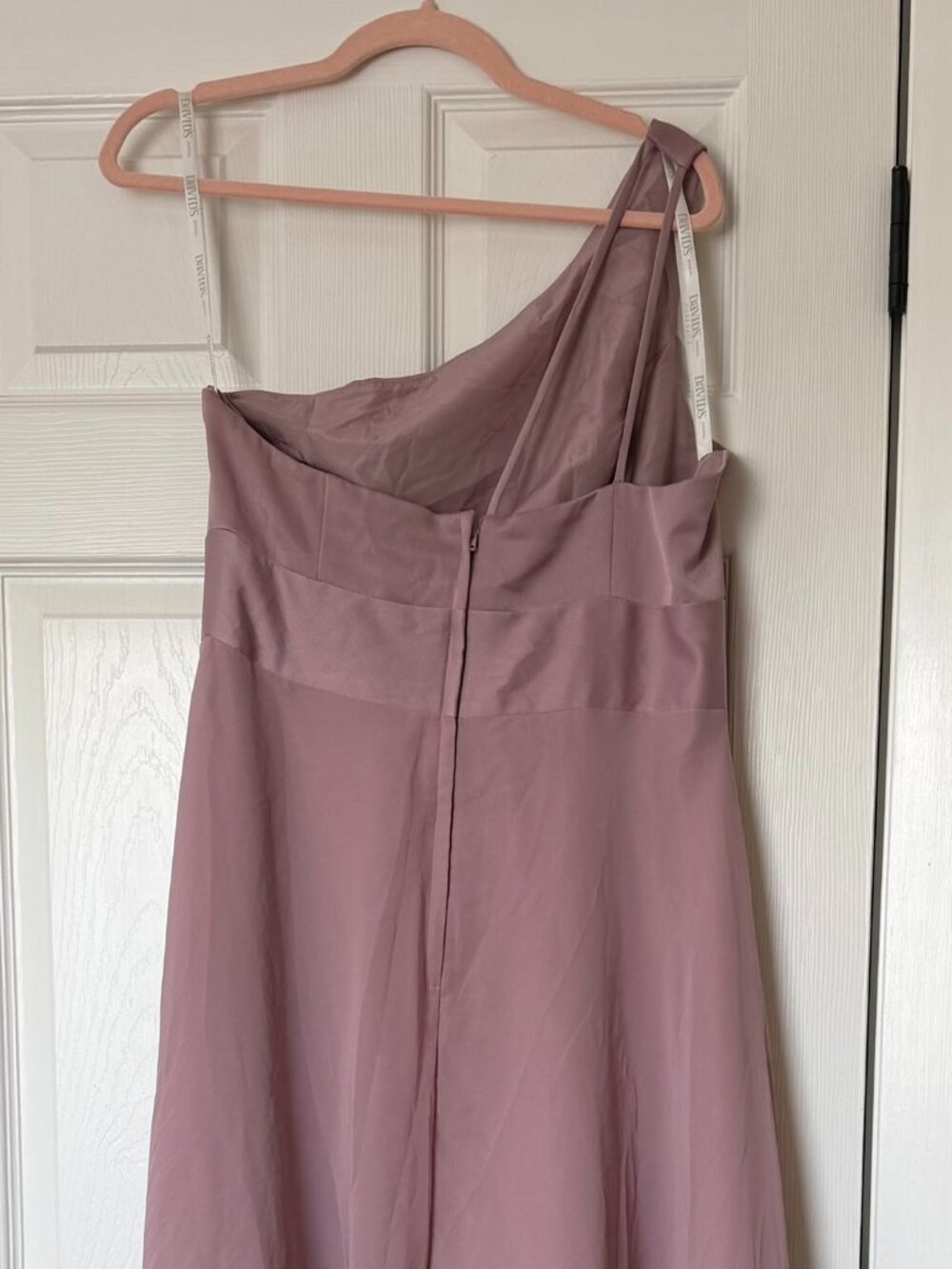 Elegant One Shoulder Crepe Back Satin Dress - Picture 2 of 8